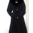 Фирменное пальто . весна - осень