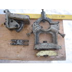 Из раннего СССР-приспособление для проточки на токарном станке длинных валов-люнет.