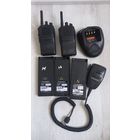 Рации Vertex 2шт +3 шт батареи Motorola+ 1шт тангент Motorola + подставка для зарядного устройства какойто рации
