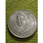 Тристан-да-Кунья 25 пенсов 1980 г ( кроновый размер , 80 лет со дня рождения Королевы-Матери