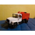 ГАЗ-3307 КО-413 мусоровоз