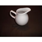 Большой кувшин,молочник(1,5 л.высота 20 см.),бельё.С рубля.