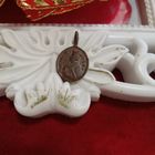 Образок, иконка, ладанка, медальон католический с изображением старинный сохран