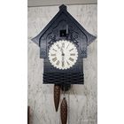 Часы  с кукушкой.