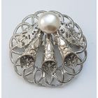 Ажурная брошь. Иск. жемчужина. Под серебро. 70-е годы