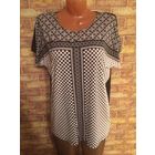 Шикарная блуза на 54-56 размер, стильной расцветки, отличный состав из вискозы и эластана прекрасно смотрится на фигурке. Длина 71 см, ПОгруди 58 см. Идеальное состояние.