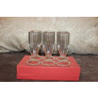 Старые, стеклянные, гранёные рюмки, 6 штук, ёмкостью 20-30 мл., высота 9 см.