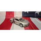 Машинка (модель) Kinsmart Audi R8