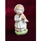 Статуэтка фарфоровая Девушка со скрипкой (Скрипка)