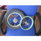 Колесо и обод детского велосипеда.