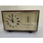 Часы Маяк настольные с термометром и барометром. СССР