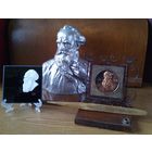 Классик русской и мировой литературы - граф Лев Толстой Lev Tolstoy. Скульптор Торич. Барельеф черный квадрат. Письменный прибор "1828-1978. Ясная поляна" к 150-летнему юбилею. Монументскульптура.