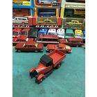 АМО Ф-15 полностью красного цвета, включая диски колёс. Арек, Казань в дополнении к саратовской линейке красного цвета розыгрыша днём раннее, Тантал, Агат, Саратов с рубля.