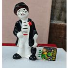 Статуэтка клоун в ремонт