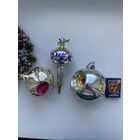 Лот елочных игрушек.