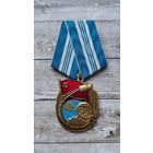 Памятный знак"50 лет со дня первого полёта в космос". Тяжелый.