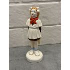Статуэтка Пионерка.Редкая. Распродажа коллекции!!!