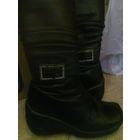 Сапоги на неубиваемой танкетке