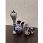 Фарфоровые статуэтки дракон и маленькая змейка с росписью гжель .