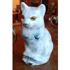 Статуэтка кошечки с глазками. Фарфор. Ручная роспись.