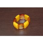 Браслет имитация янтаря, увесистый.