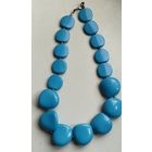 Бусы пластиковые