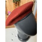 НОВЫЙ краповый берет из натур .шерсти 2005 года.