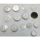 Циферблаты старинных карманных часов.