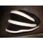 Женская шапка