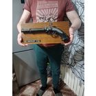 Пистолет кремневый 18 век сувенир из СССР тяжёлый. Металл пластик длина 39 см. * 17 см с 1 руб без мц