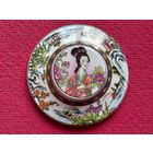 Крышка от заварника сахарницы фарфор. Диаметр 9 см.