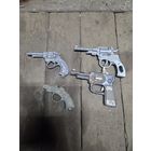 Игрушечные пистолеты