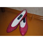 Туфли женские, фирменные, модель балетки, натуральная кожа, новые, размер 38-!