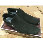 Туфли замшевые рр 43 чёрные лёгкие в отличном состоянии.