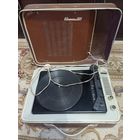 Электропроигрыватель Юность 301 СССР в ремонт (все на месте)