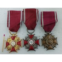 Комплект знаков ПНР. За заслуги. 1, 2, 3 степени.