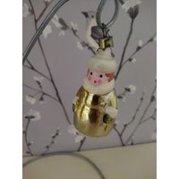 Елочная игрушка девочка