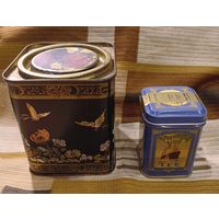 Пустые жестяные баночки из-под чая. 9х7,5 и 6,5х4,5 см. С 1 рубля.
