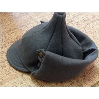 Шапка сукно, б/у, 56 размер. Отмыта, приведена в порядок. Когда сшита неизвестно, такая досталась. У кого имеется возможность приобрести дешевле, удачи.