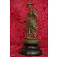 Статуэтка Франция ( выпускались такие и подобные с 19 века до 1917 г ), шпиатр  36 см