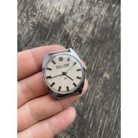 Часы Ракета редкие ( Лот с рубля )