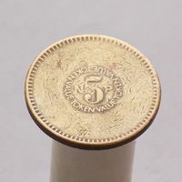 Британский жетон торговых автоматов 5 np Фирмы Ruffler and Deith