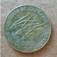 Центральная Африка (BEAC) 10 франков, 1992 г., KM# 9