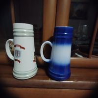 Пивные бокалы.