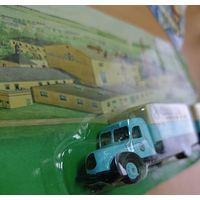 Игрушка коллекционная, грузовик с прицепом. Запечатана