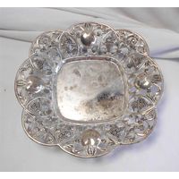 Конфетница Сухарница Хлебница 25 х 25 см