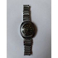 Часы чайка яйцо 2609н ссср,на ходу,с рубля