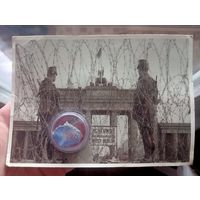 Почтовая карточка Германии с куском берлинской стены