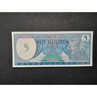 5 гульденов 1982 года. Суринам. UNC. Распродажа