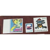 Дания**  современное искусство 2 полные серии без наклеек и их следов